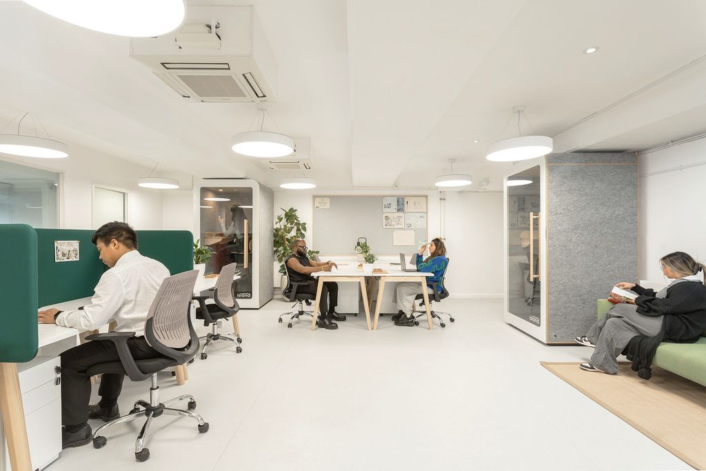 Property photo 2 of 6