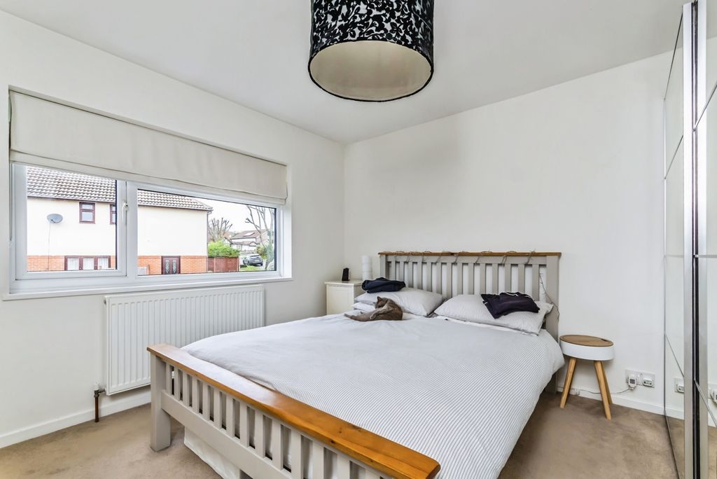 Property photo 3 of 16 Pbox-Img.Jpg