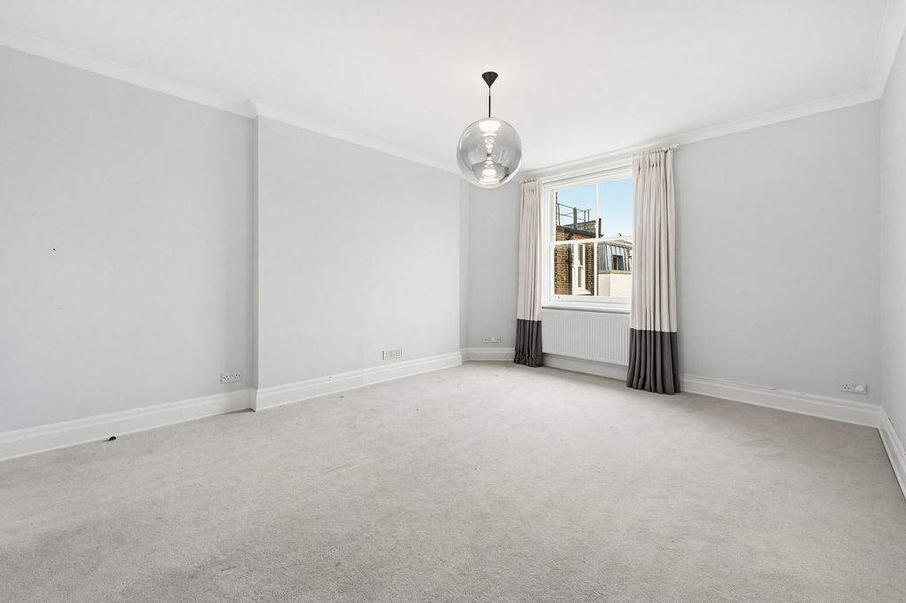 Property photo 2 of 11 Reception Room