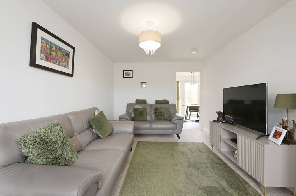 Property photo 3 of 30