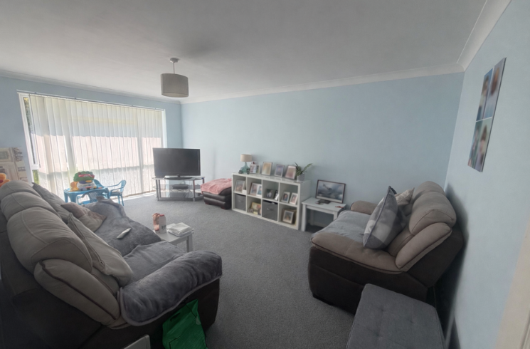 Property photo 3 of 7