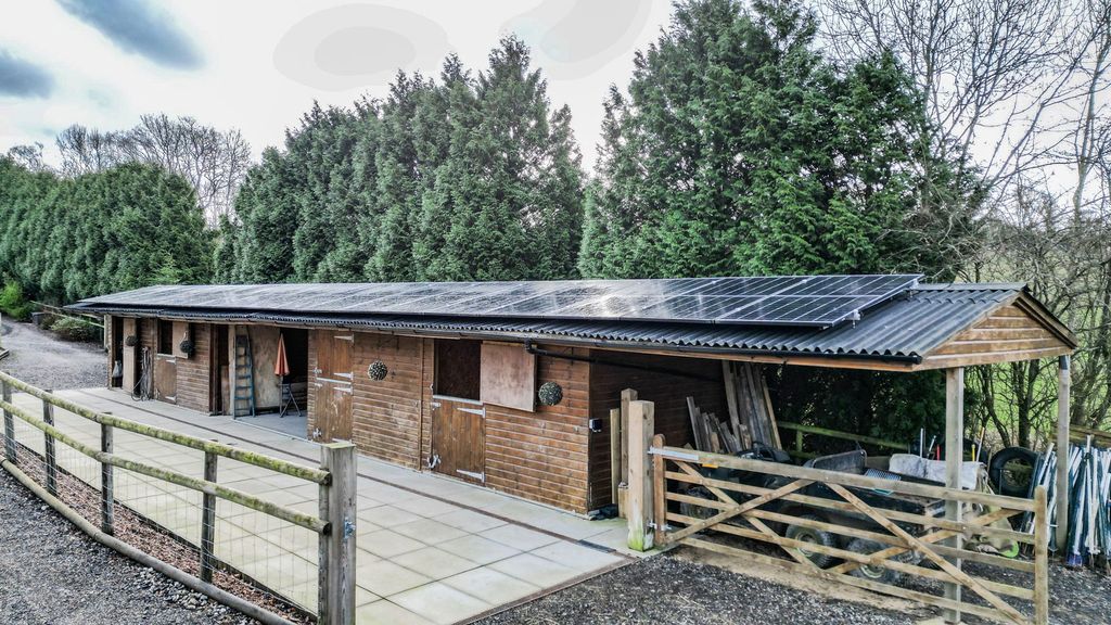 Property photo 3 of 8