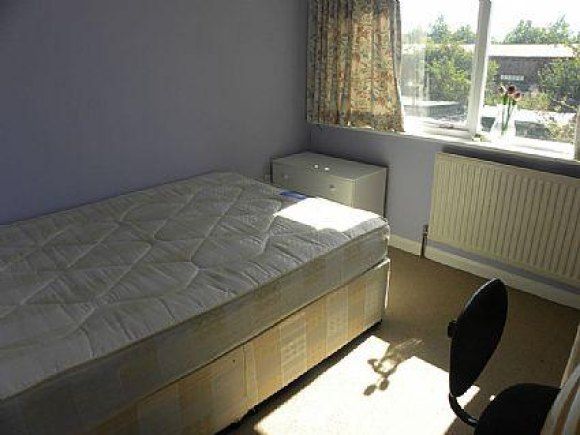 Property photo 3 of 5 i865Z4896383455.Jpg