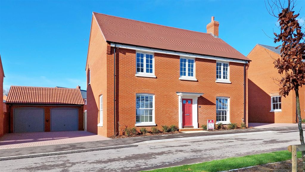 Property photo 1 of 14 Front Aspect.Jpg