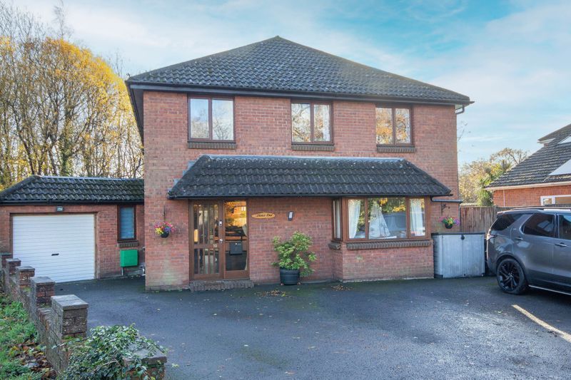 Property photo 1 of 16 Photo 17