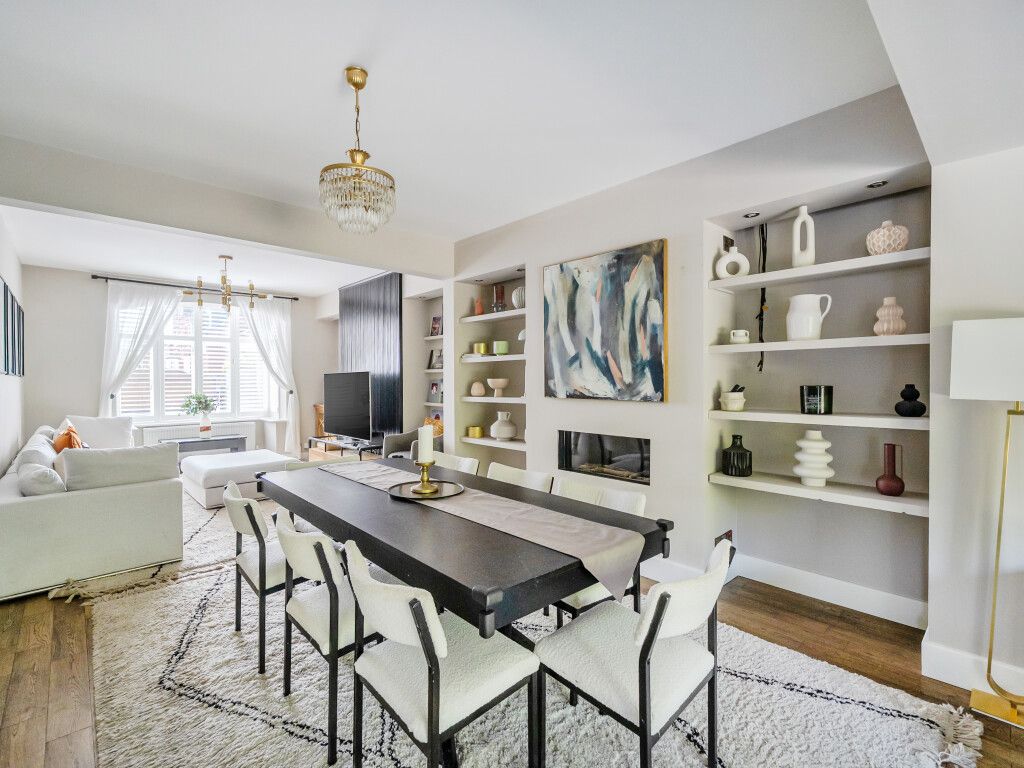 Property photo 2 of 25 1340793-21-689Cae...