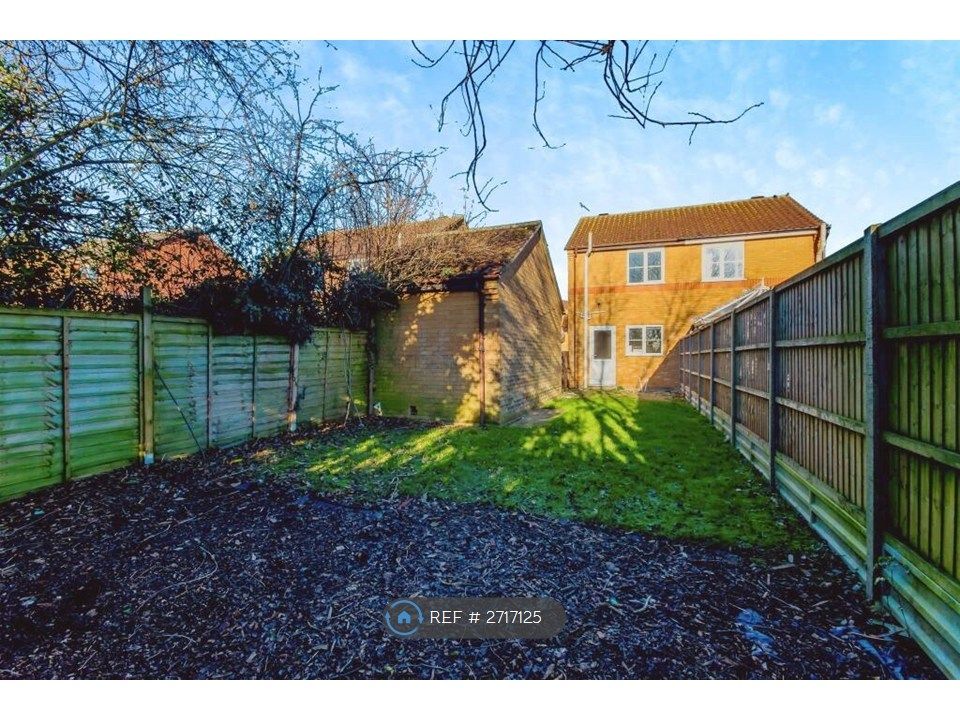 Property photo 2 of 8