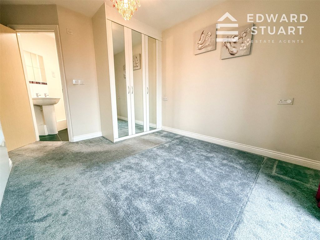 Property photo 3 of 11 Picture No. 02