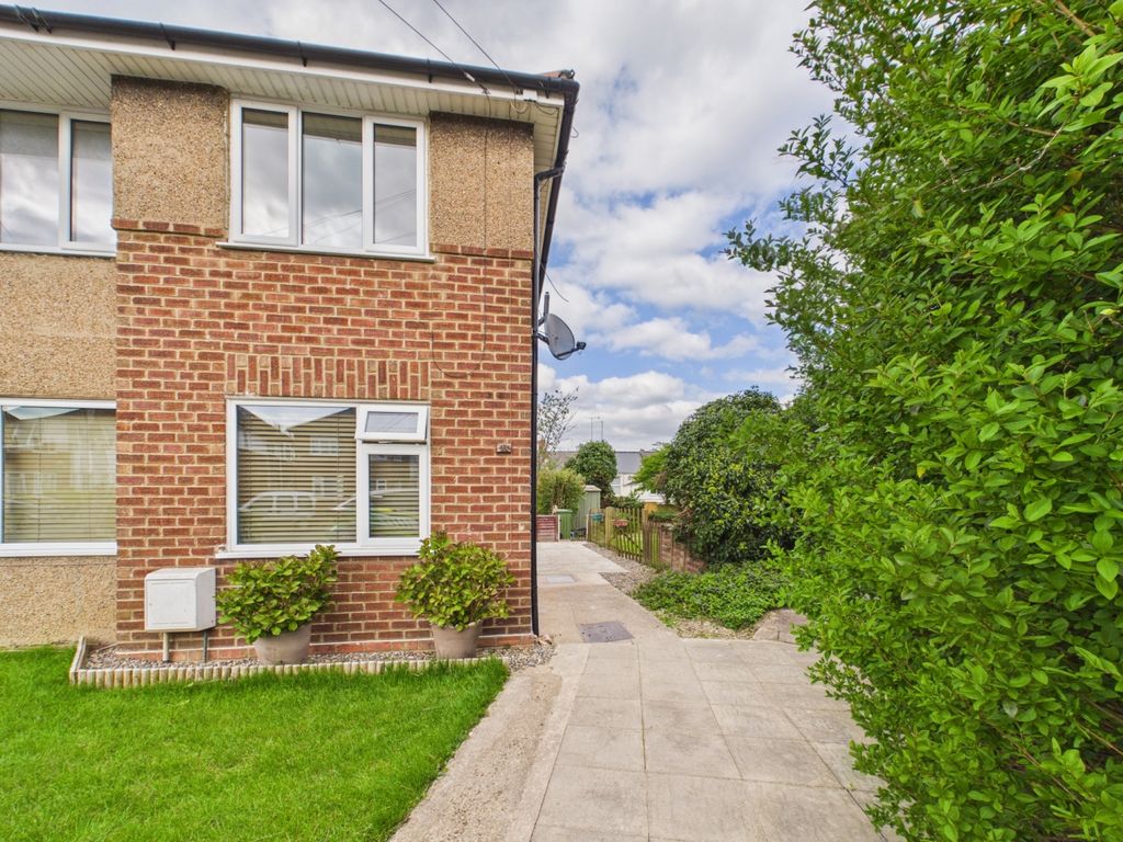 Property photo 1 of 15 Cam01740G0-Pr0546-Still015