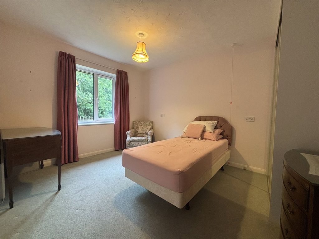 Property photo 3 of 7 Picture No. 10