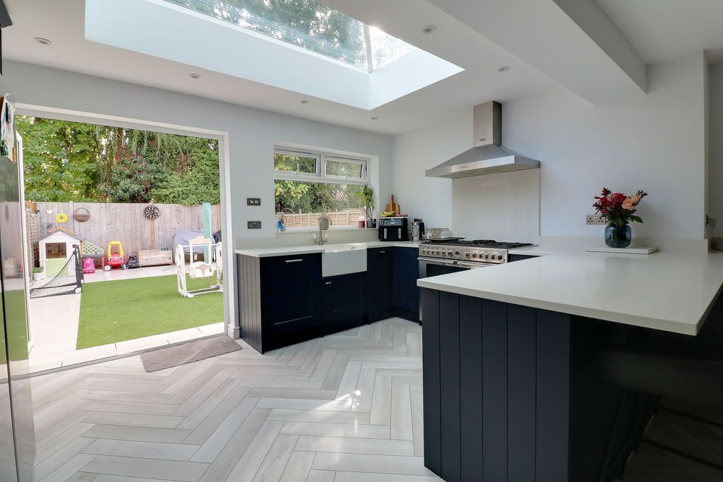 Property photo 1 of 18 Kitchen Area