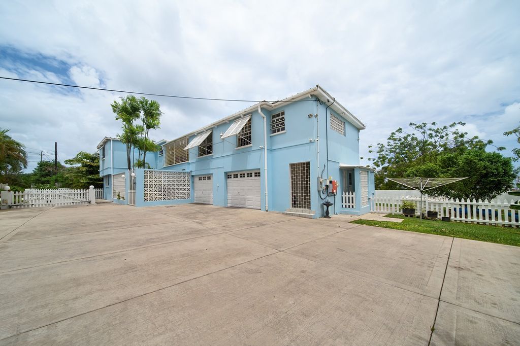 Property photo 1 of 45