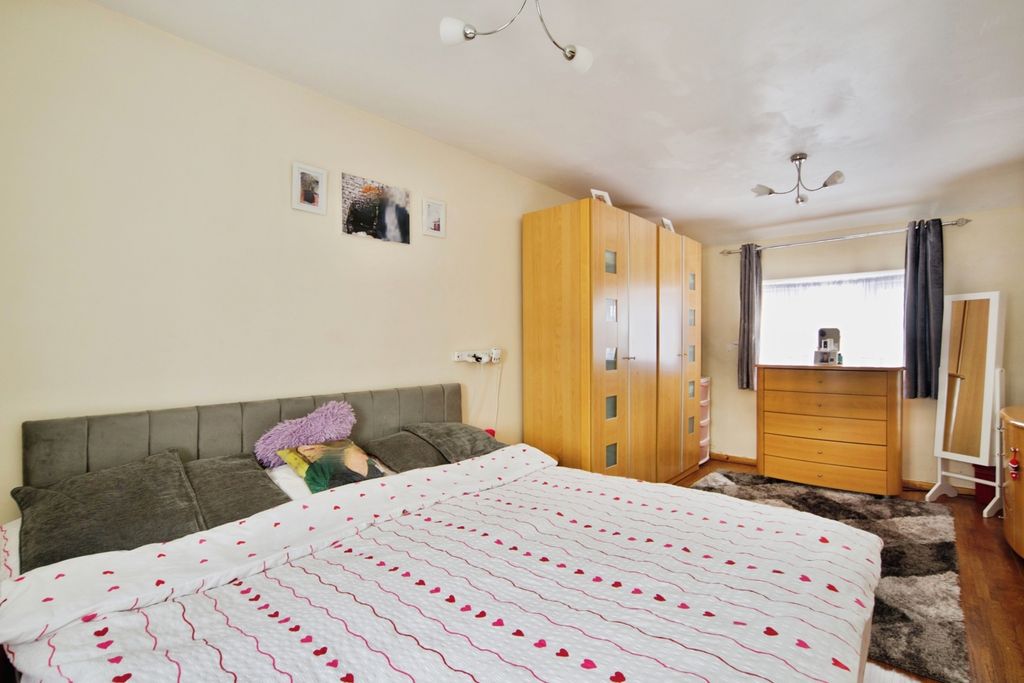 Property photo 2 of 14 Pbox-Img.Jpg