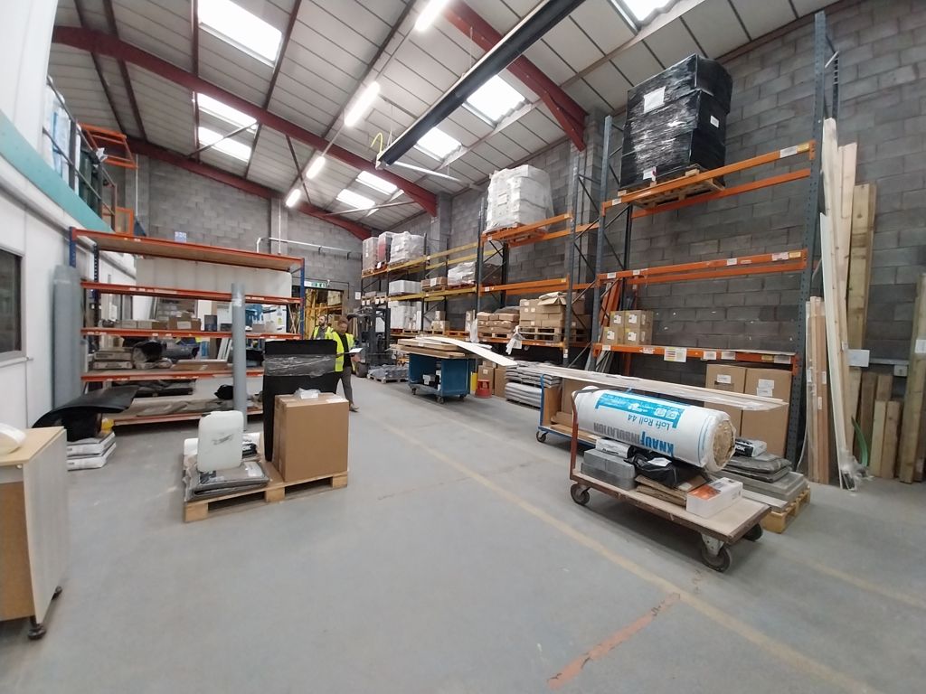 Property photo 3 of 11 Photo 3