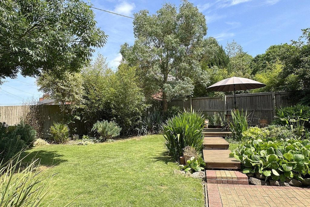 Property photo 2 of 19 Picture No. 03