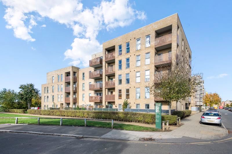 Property photo 1 of 17 Photo 16