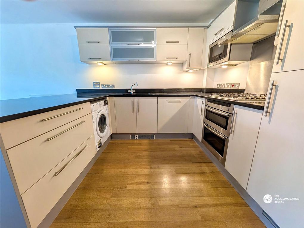 Property photo 2 of 22 Kitchen