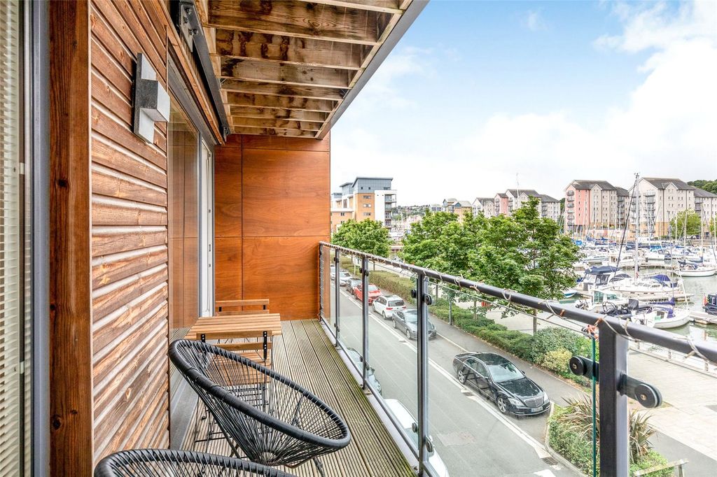 Property photo 1 of 14 Picture No. 11