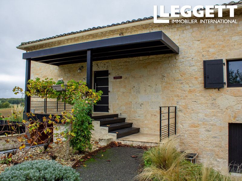 Property photo 2 of 10