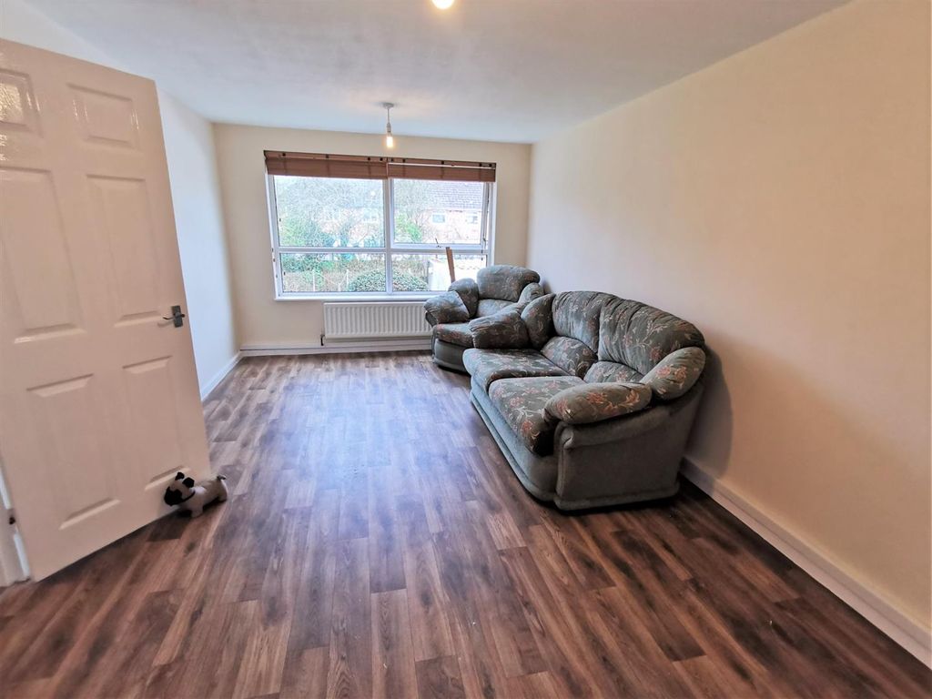 Property photo 3 of 5 Property Photo