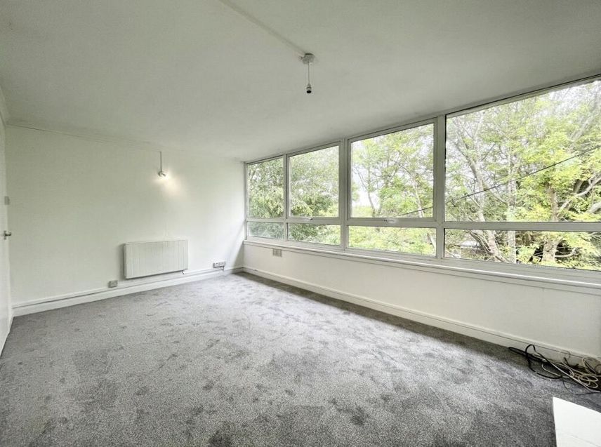 Property photo 1 of 9 1