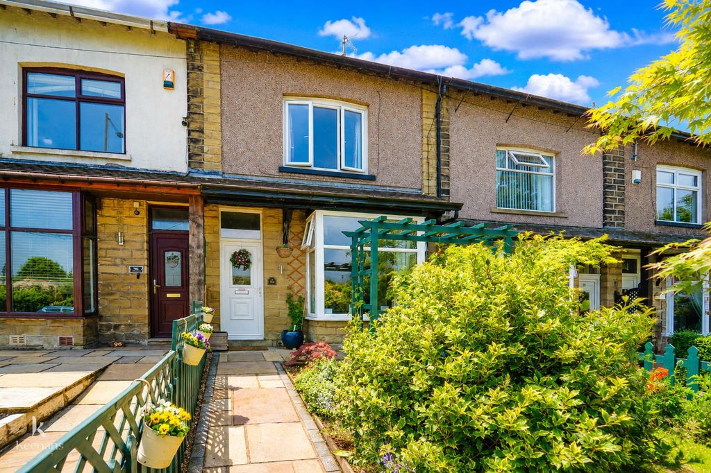 Property photo 1 of 27