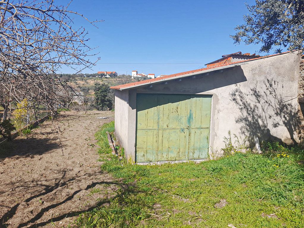 Property photo 2 of 6