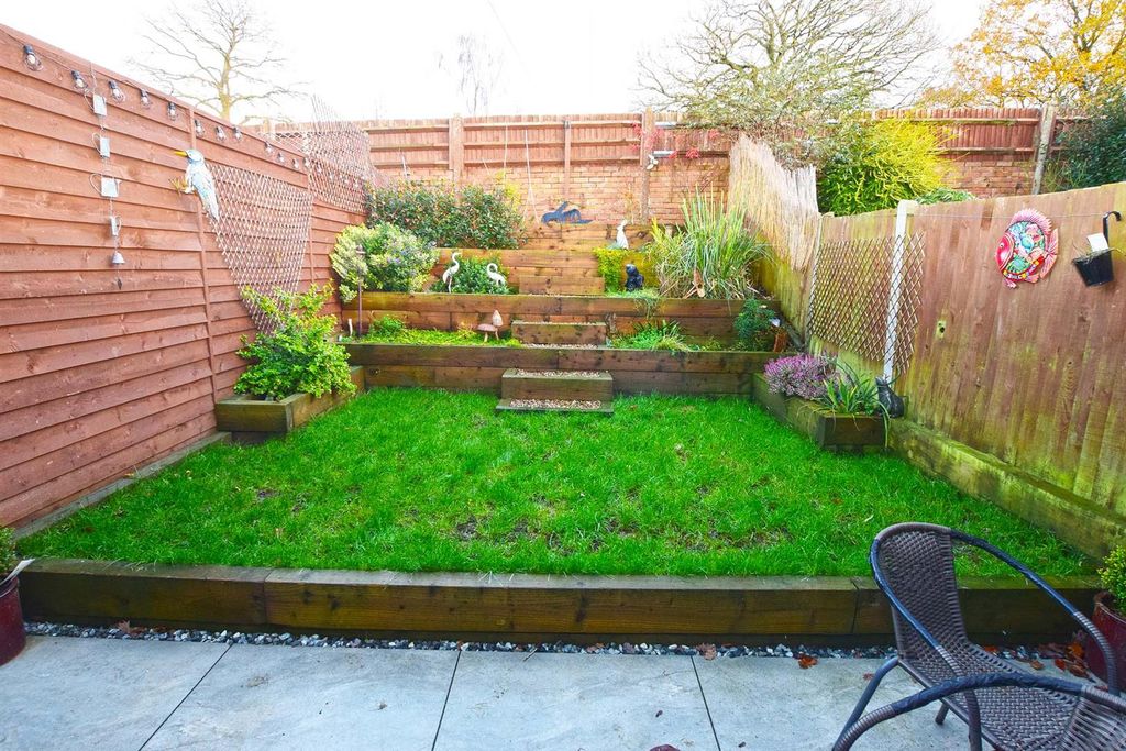 Property photo 2 of 18