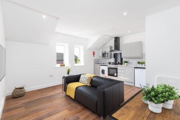 Property photo 3 of 19 8011595.Jpg