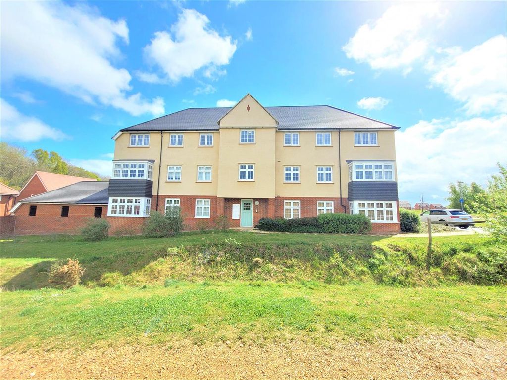 Property photo 1 of 9