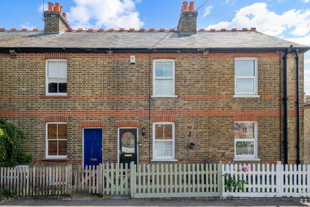 Property photo 1 of 14 Portland Place