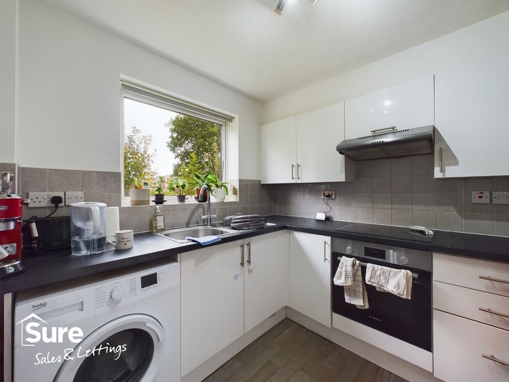 Property photo 3 of 11 3576794