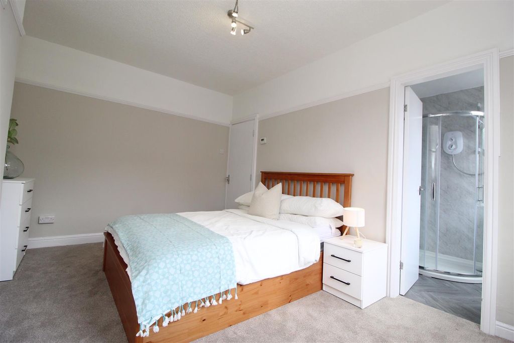 Property photo 2 of 7 Img_2410.Jpg