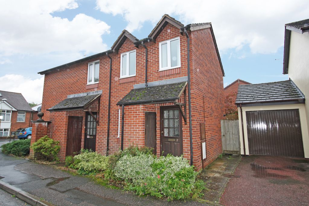 Property photo 1 of 1