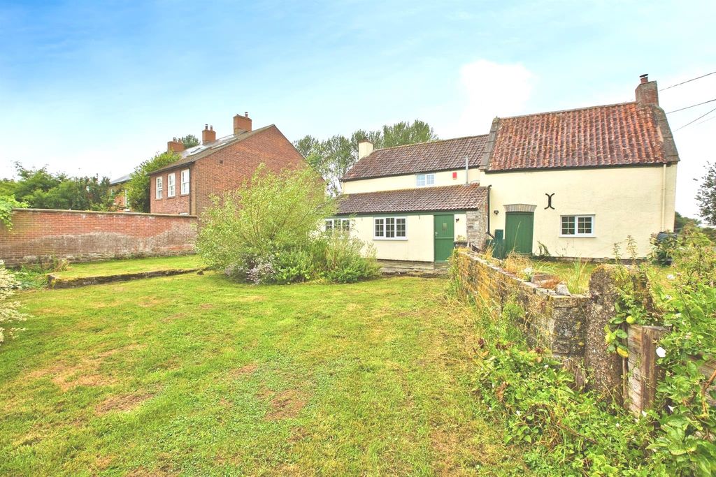 Property photo 1 of 26