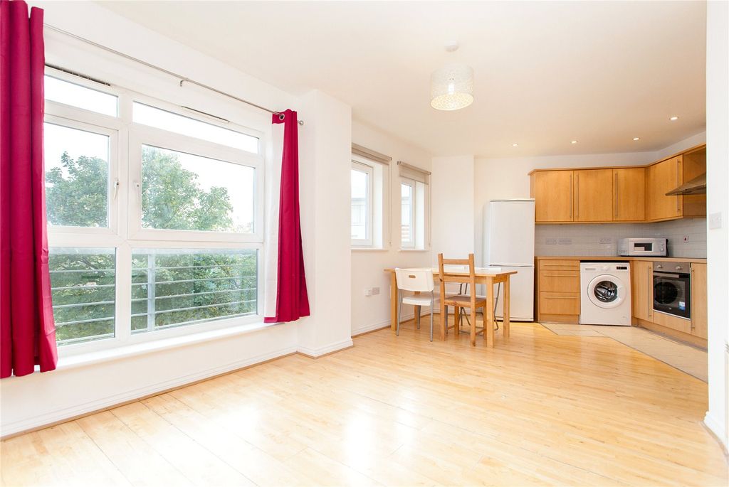 Property photo 2 of 15