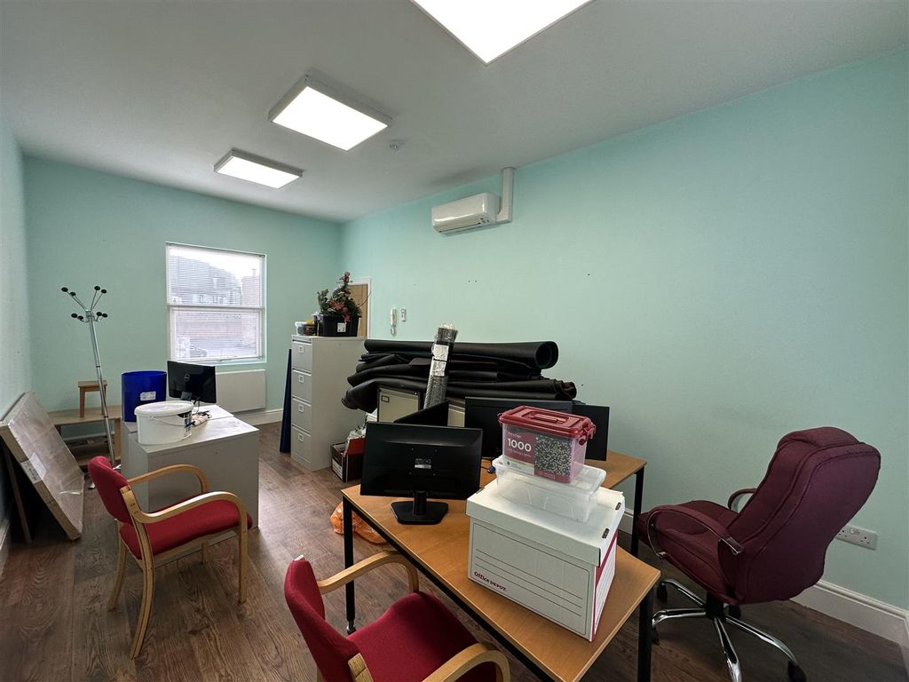 Property photo 2 of 8 Img_6148.Jpg