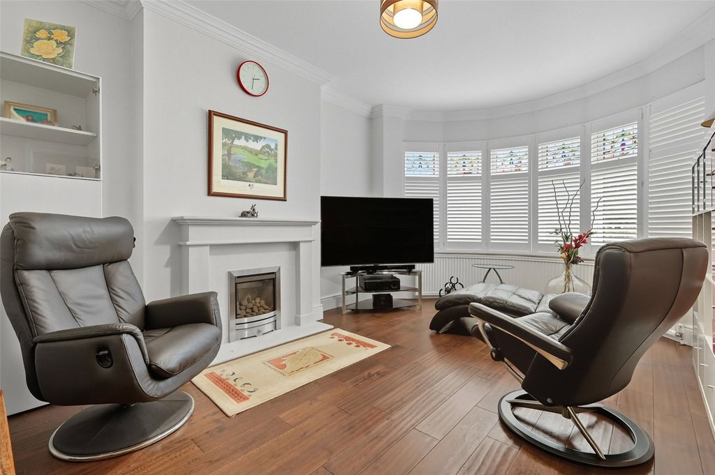 Property photo 3 of 25 Picture No. 15