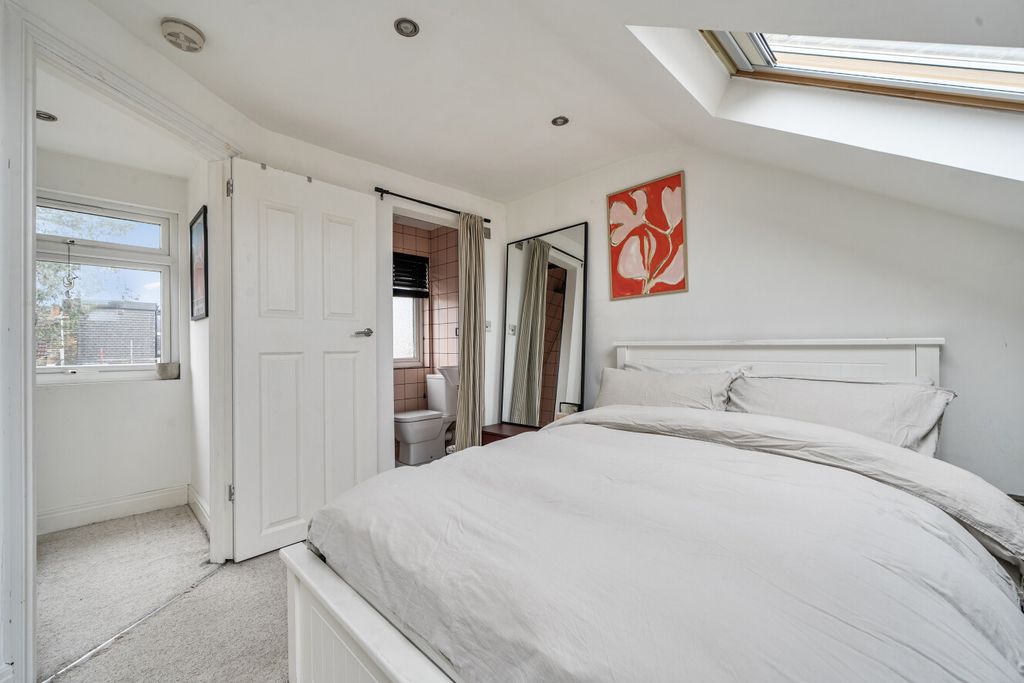 Property photo 2 of 14 1419506-14-69A819...