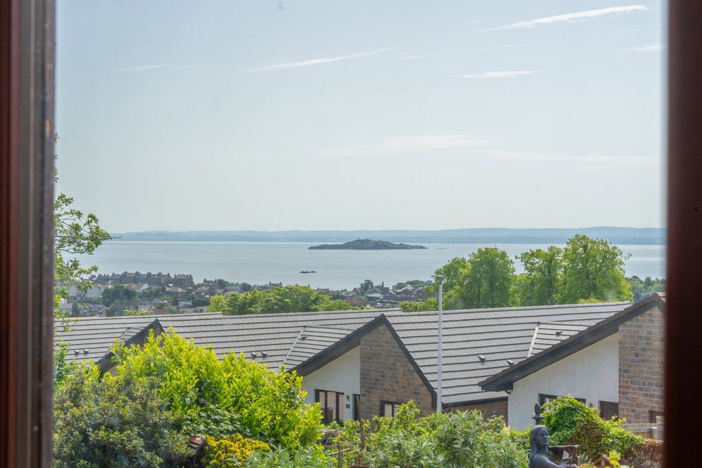 Additional image 4 of 5 bed detached house for saleGrange Farm Mews, Burntisland KY3