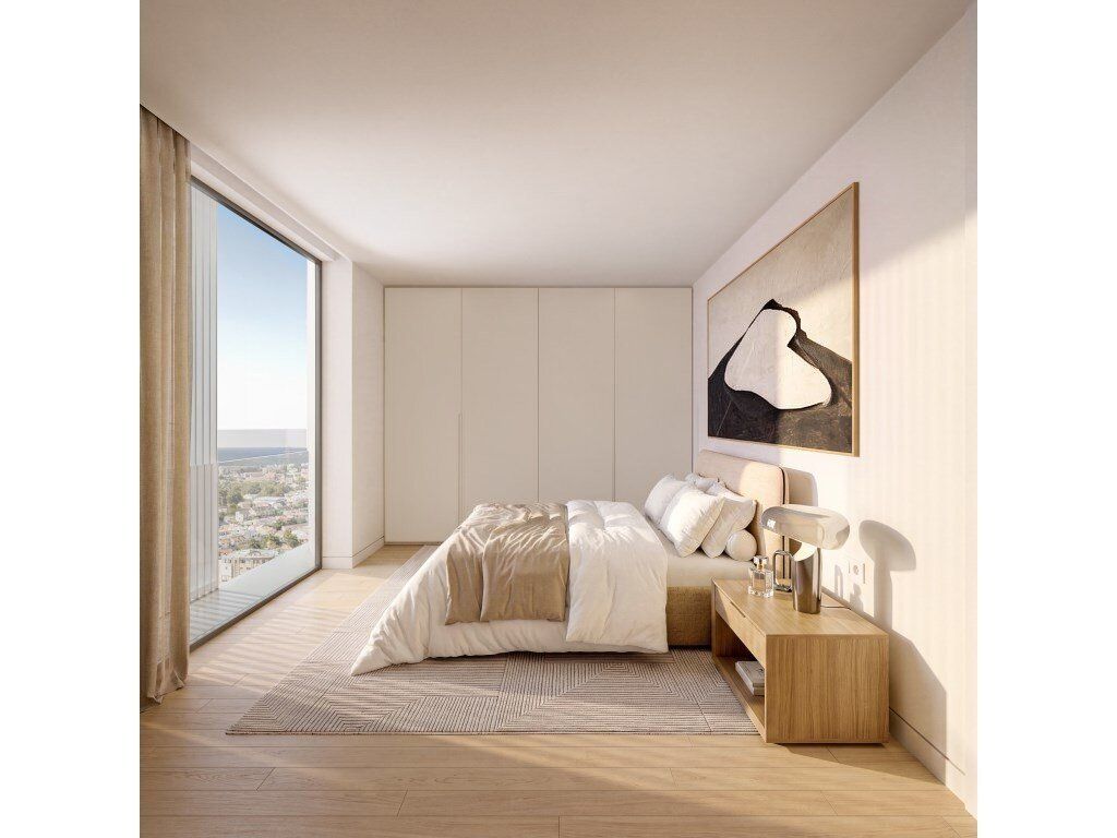 Property photo 1 of 17 T2 At Boavista Tower