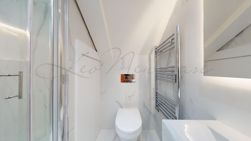 Property photo 3 of 3