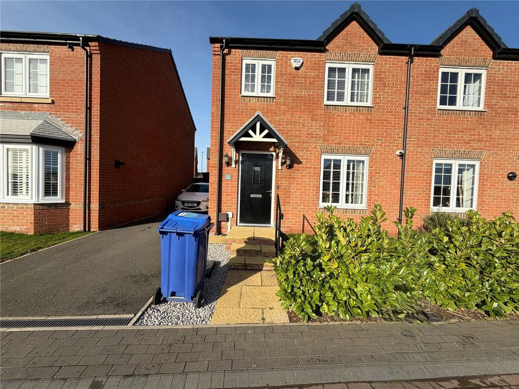 Property photo 1 of 16 Front