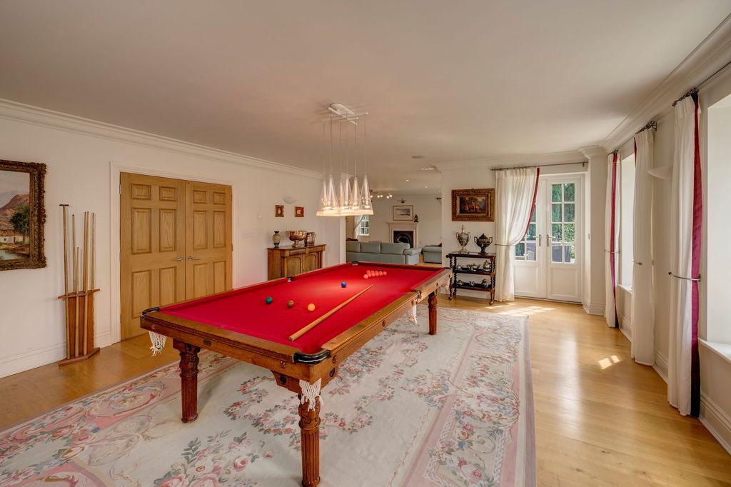 Additional image 11 of 8 bed detached house for saleWestfield Road, Beaconsfield HP9