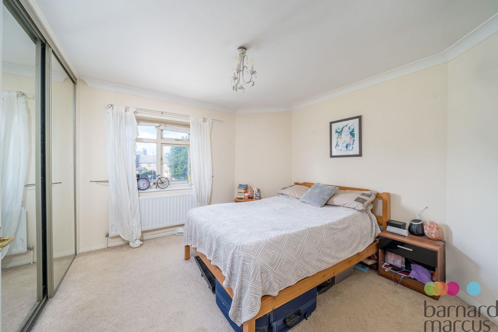 Property photo 2 of 7 Bedroom 1