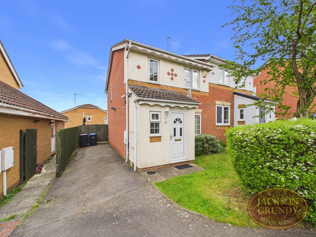 Property photo 1 of 16 Leah Bank