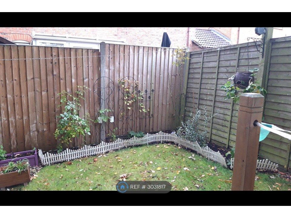 Property photo 2 of 7 Garden