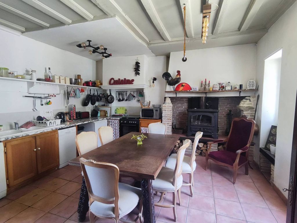 Property photo 3 of 10
