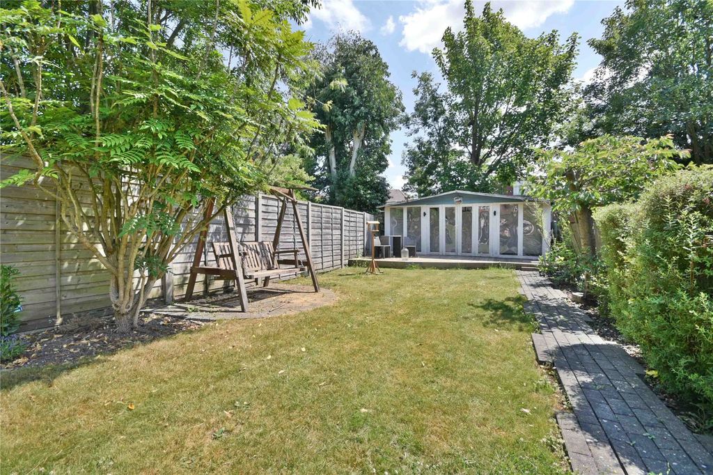 Property photo 1 of 25 Picture No. 20