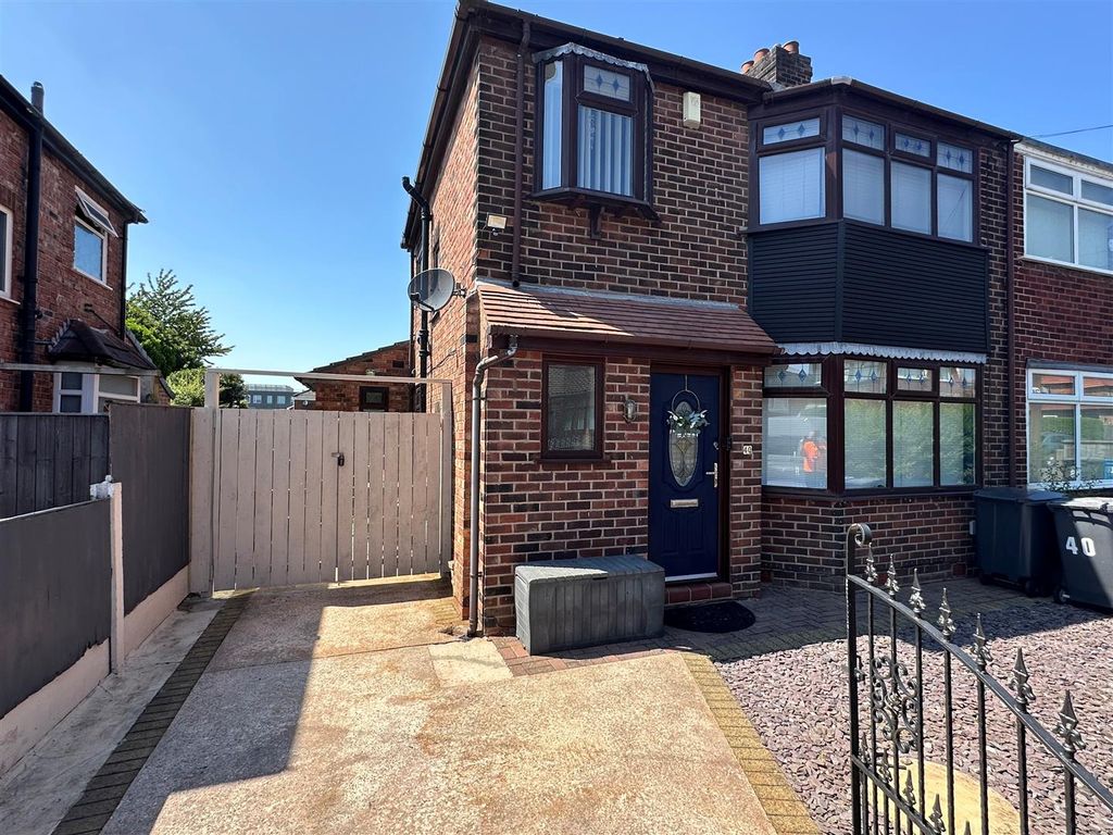 Property photo 1 of 31 40 Fern Lea Crescent.Jpg